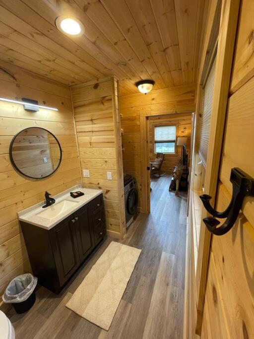 Cozy 1 Bedroom Cabin In The Heart Of Jonesborough Exteriér fotografie